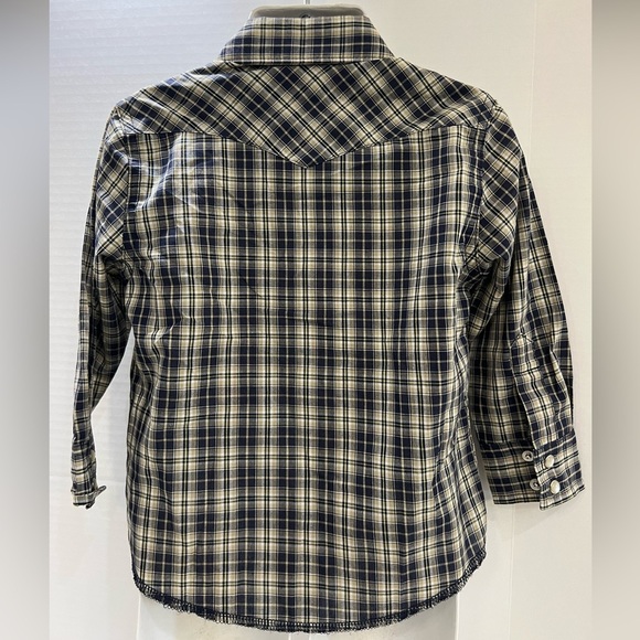 Wrangler Blue and White Button Down Shirt with Western Flair - Picture 3 of 7